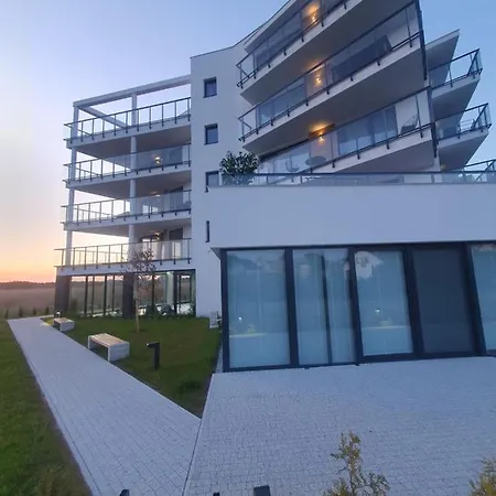 Apartamento Ostseetraum - Pool, Sauna, Jacuzzi, 2 Bikes, Spielplatz, Apartments *