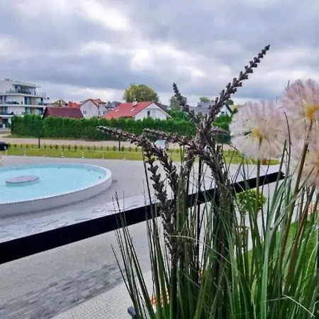 Ostseetraum - Pool, Sauna, Jacuzzi, 2 Bikes, Spielplatz, Apartments Lägenhet