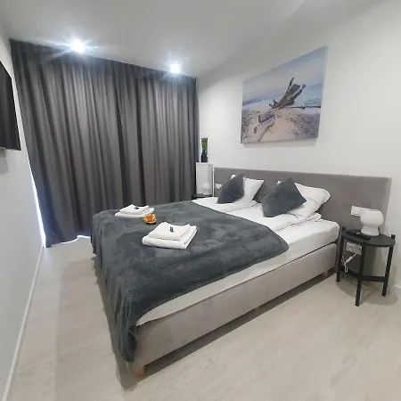 Ostseetraum - Pool, Sauna, Jacuzzi, 2 Bikes, Spielplatz, Apartments * Kołobrzeg