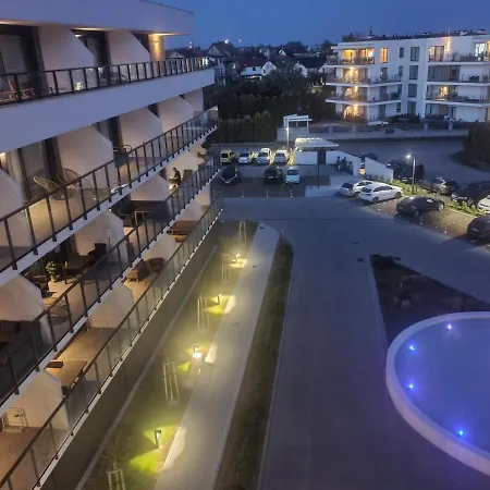 Ostseetraum - Pool, Sauna, Jacuzzi, 2 Bikes, Spielplatz, Apartments Lägenhet